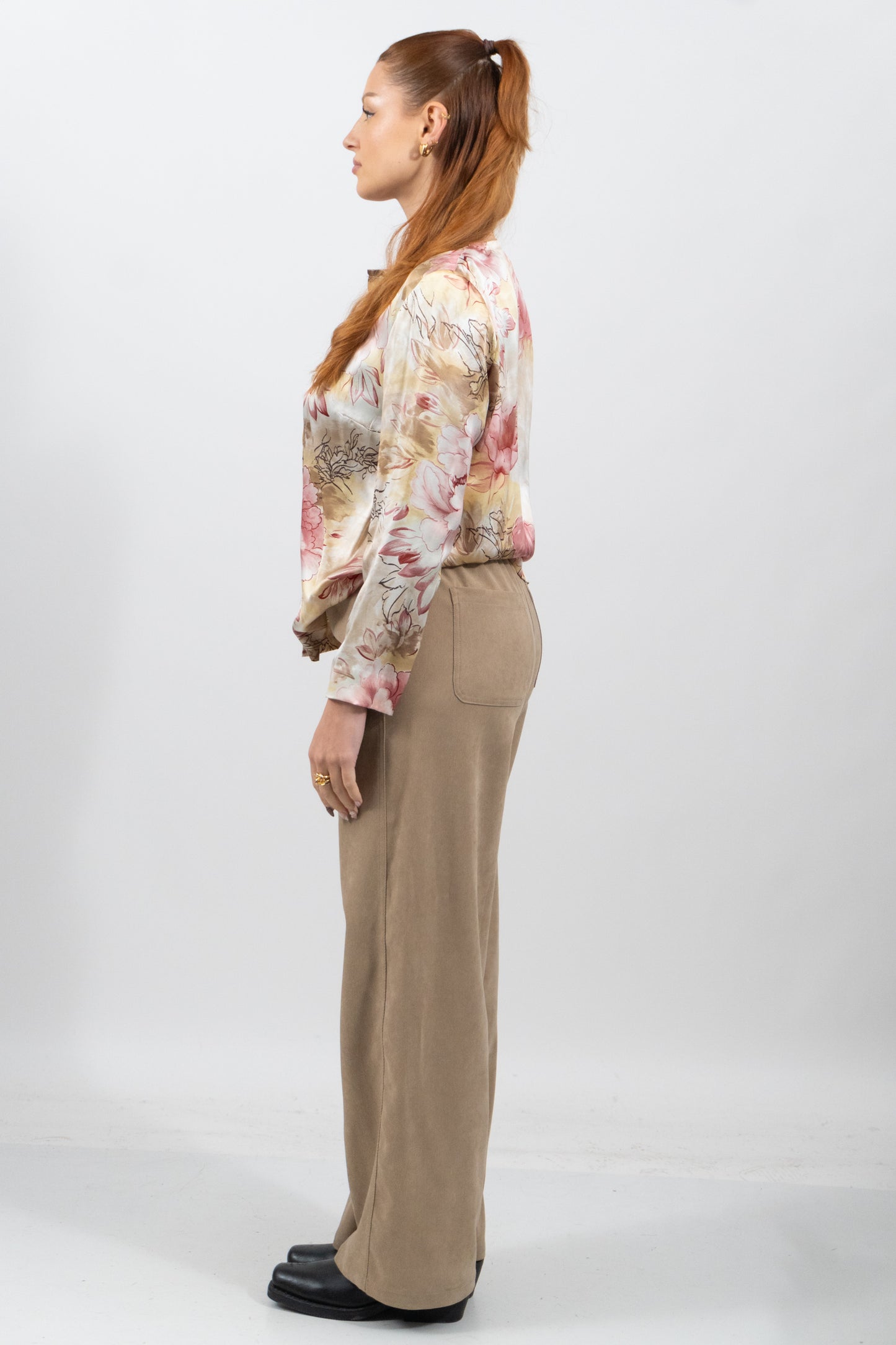 Elegante Bluse Mit Antiken Floralen Muster