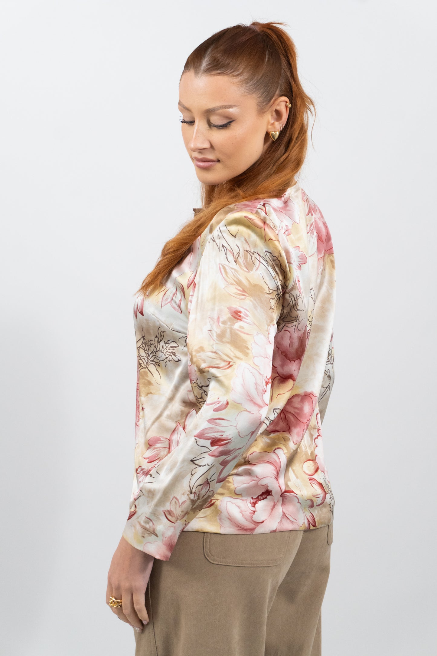 Elegante Bluse Mit Antiken Floralen Muster