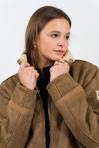 Perfekte Vintage Winterjacke mit Flauschigem Kragen