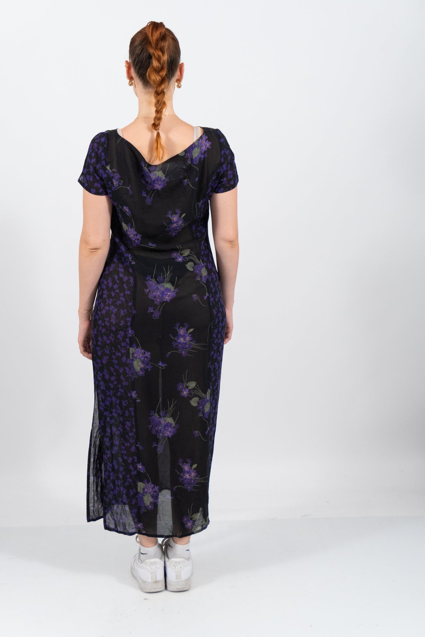 Schönes Schwarzes Maxi Kleid Mit Blumen Print